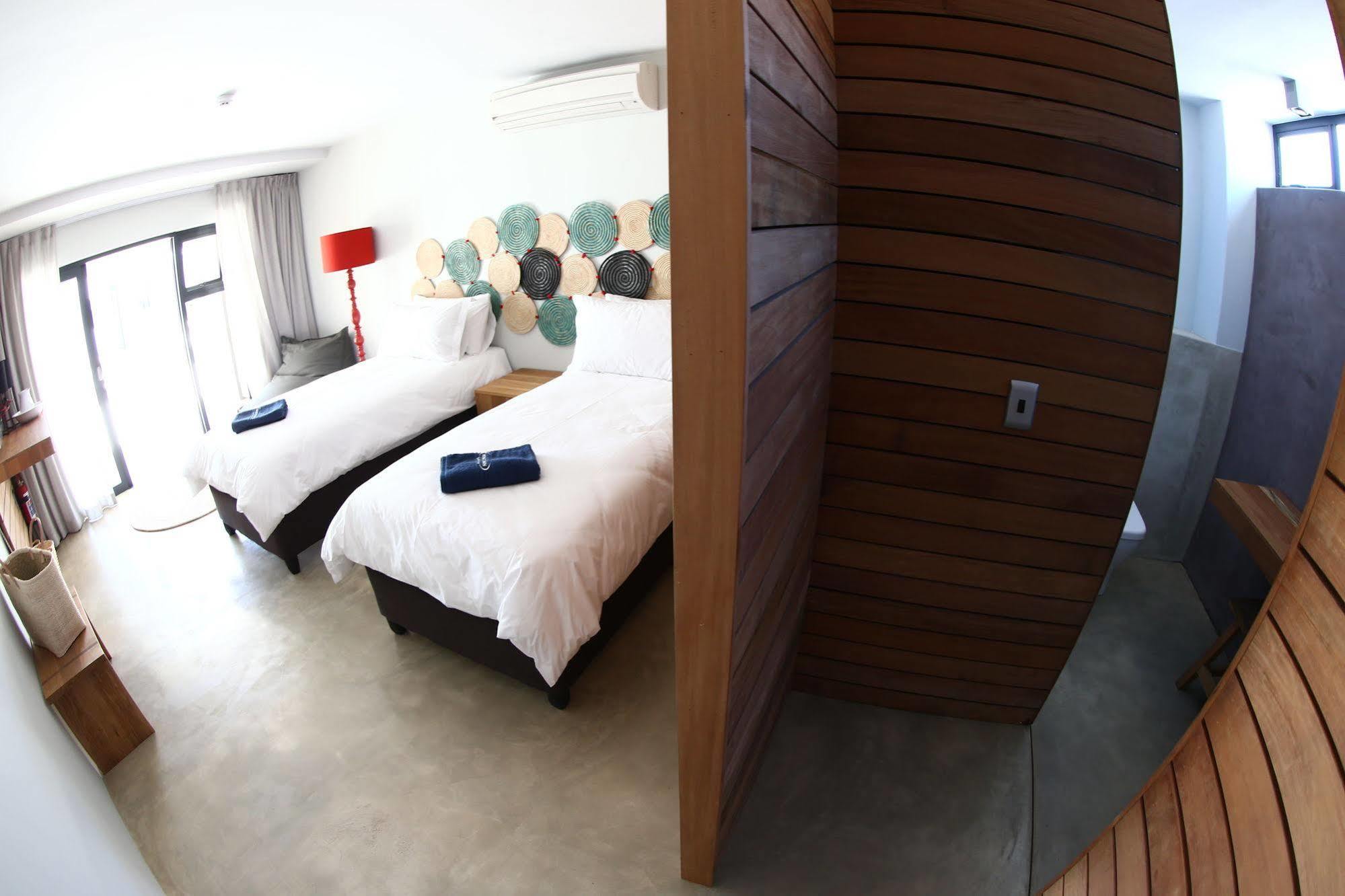 Windtown Lagoon Hotel Langebaan Exterior photo